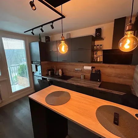 Tiché V Meste Appartement